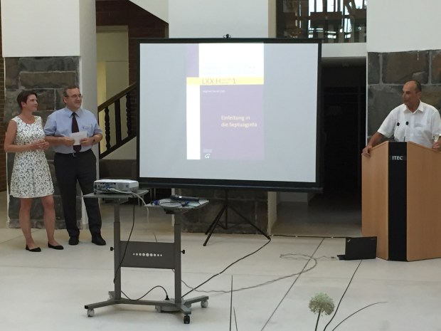 20160722_172142668_iOS