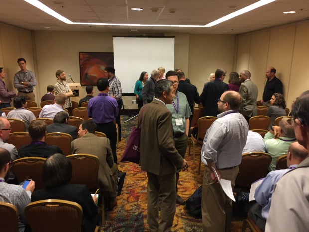 20161117_194750097_ios